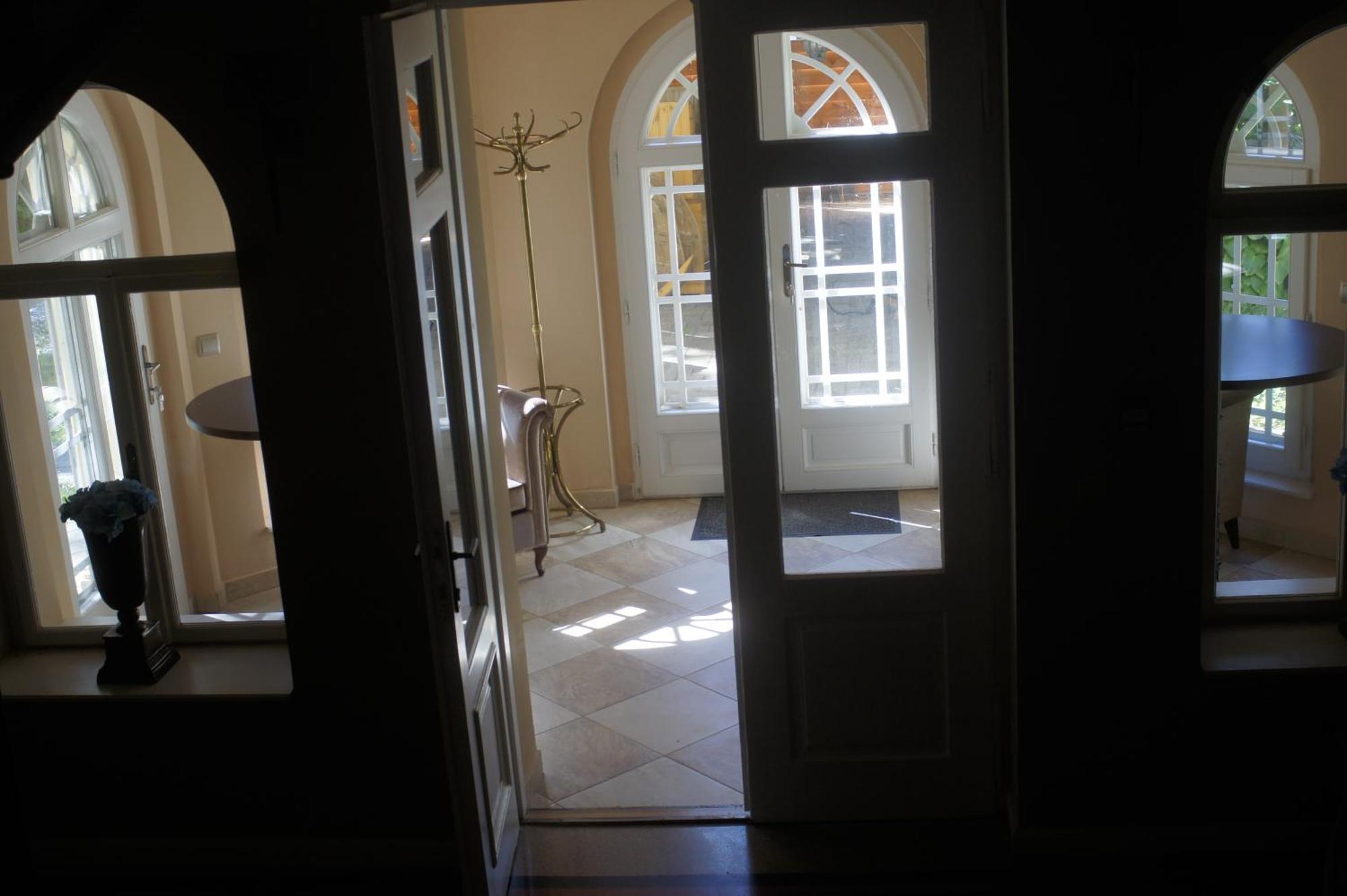 Thanhoffer - Horthy Villa Siófok Buitenkant foto