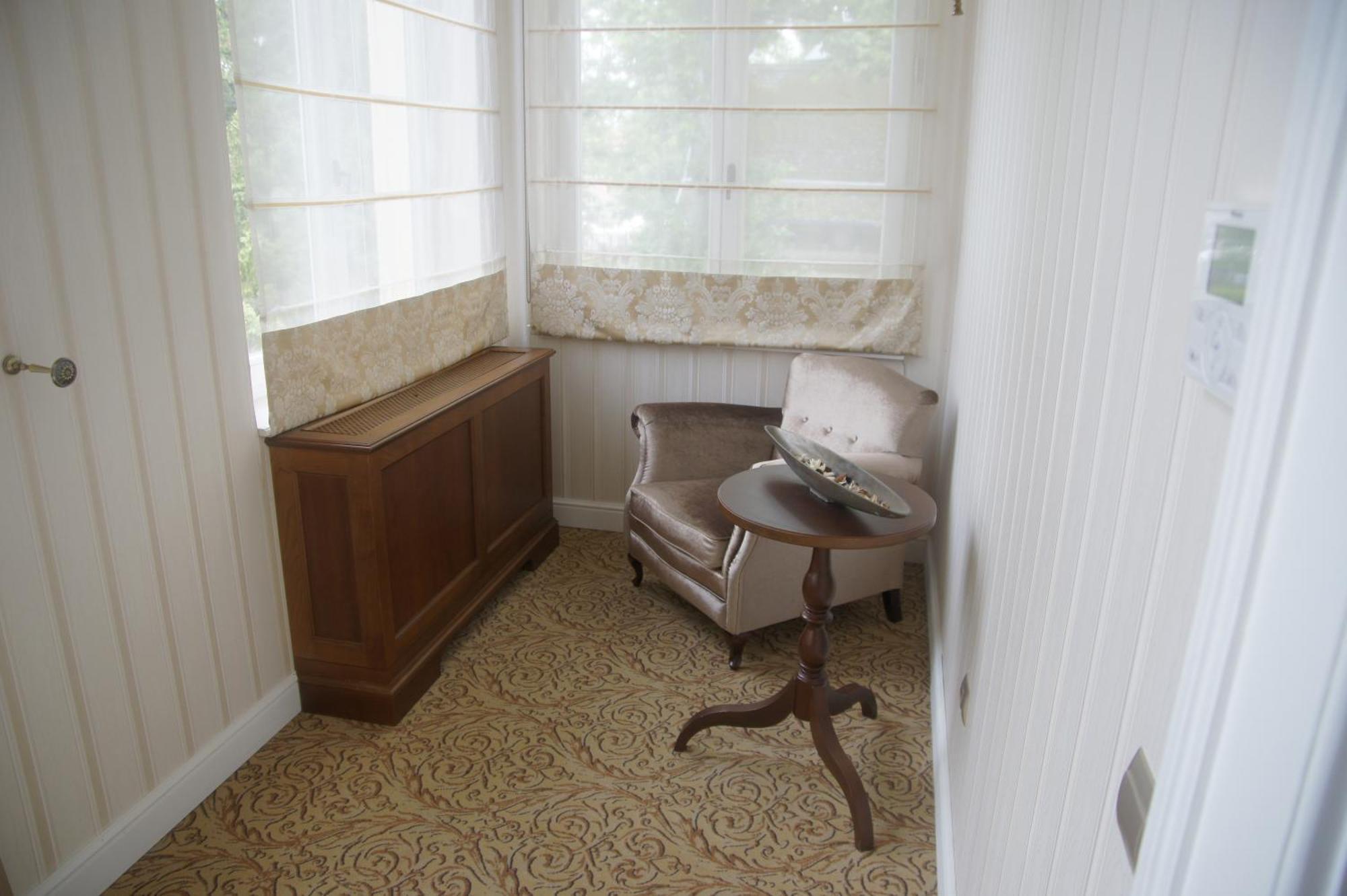 Thanhoffer - Horthy Villa Siófok Buitenkant foto